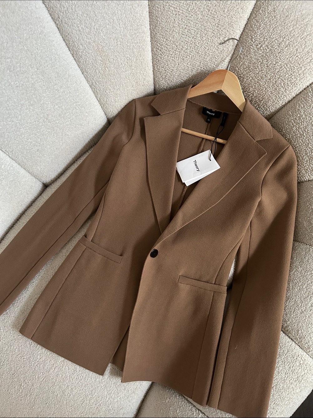 Theory Women’s Camel Brown Tailored Blazer Jacket